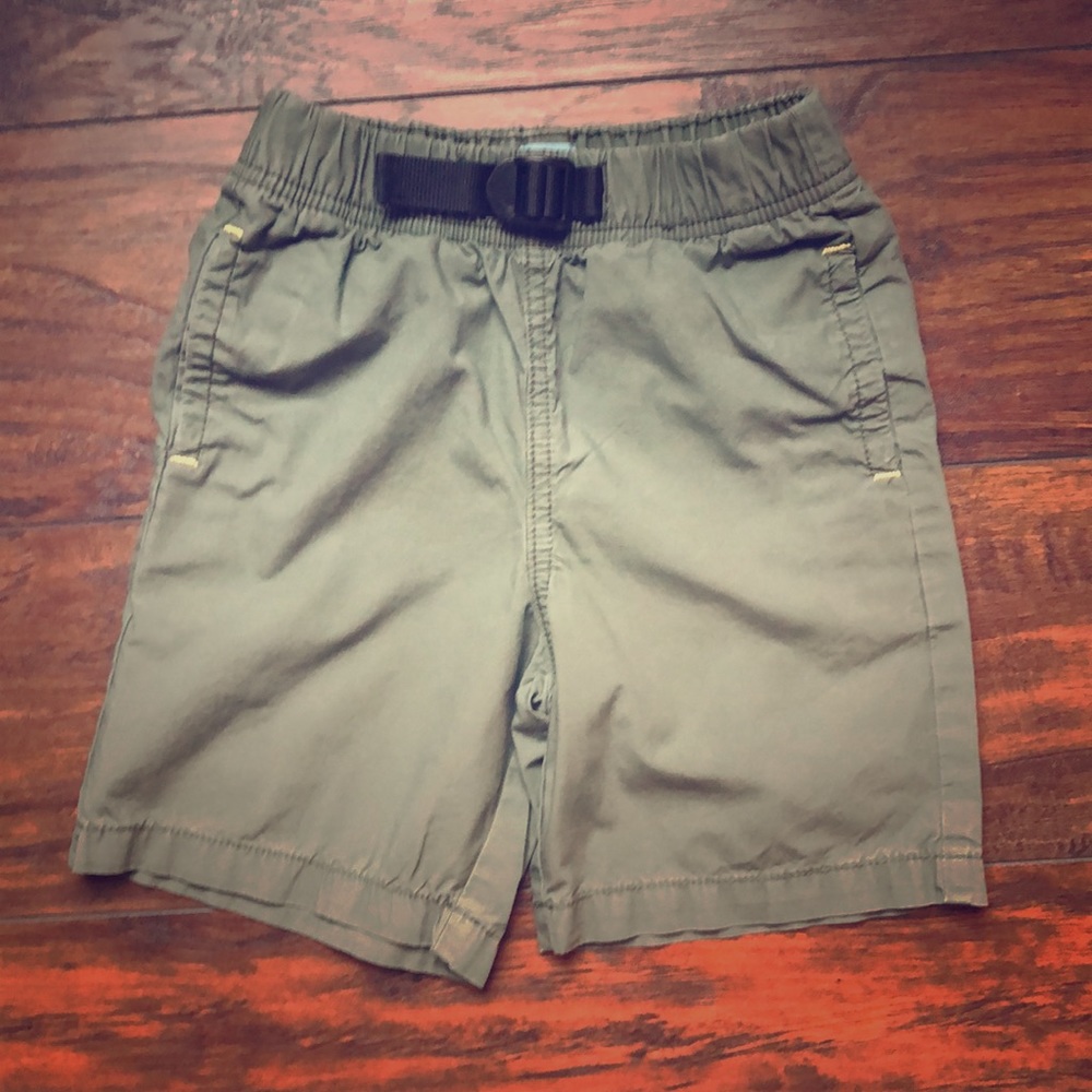 Gap boys pull-on army green shorts